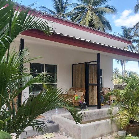Nice Home Stay At Samroiyod Baanphakrimlay Exteriér fotografie